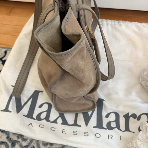 MaxMara Jito Shopper in Taupe Leather and Suede. Max Mara - Picture 10 of 10
